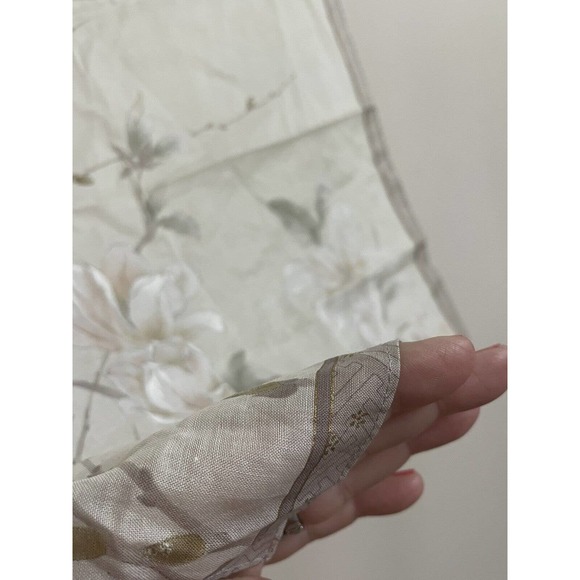 Vintage Mid Century Scarf Handkerchief Hanky Cream Tan Flower - Picture 5 of 10